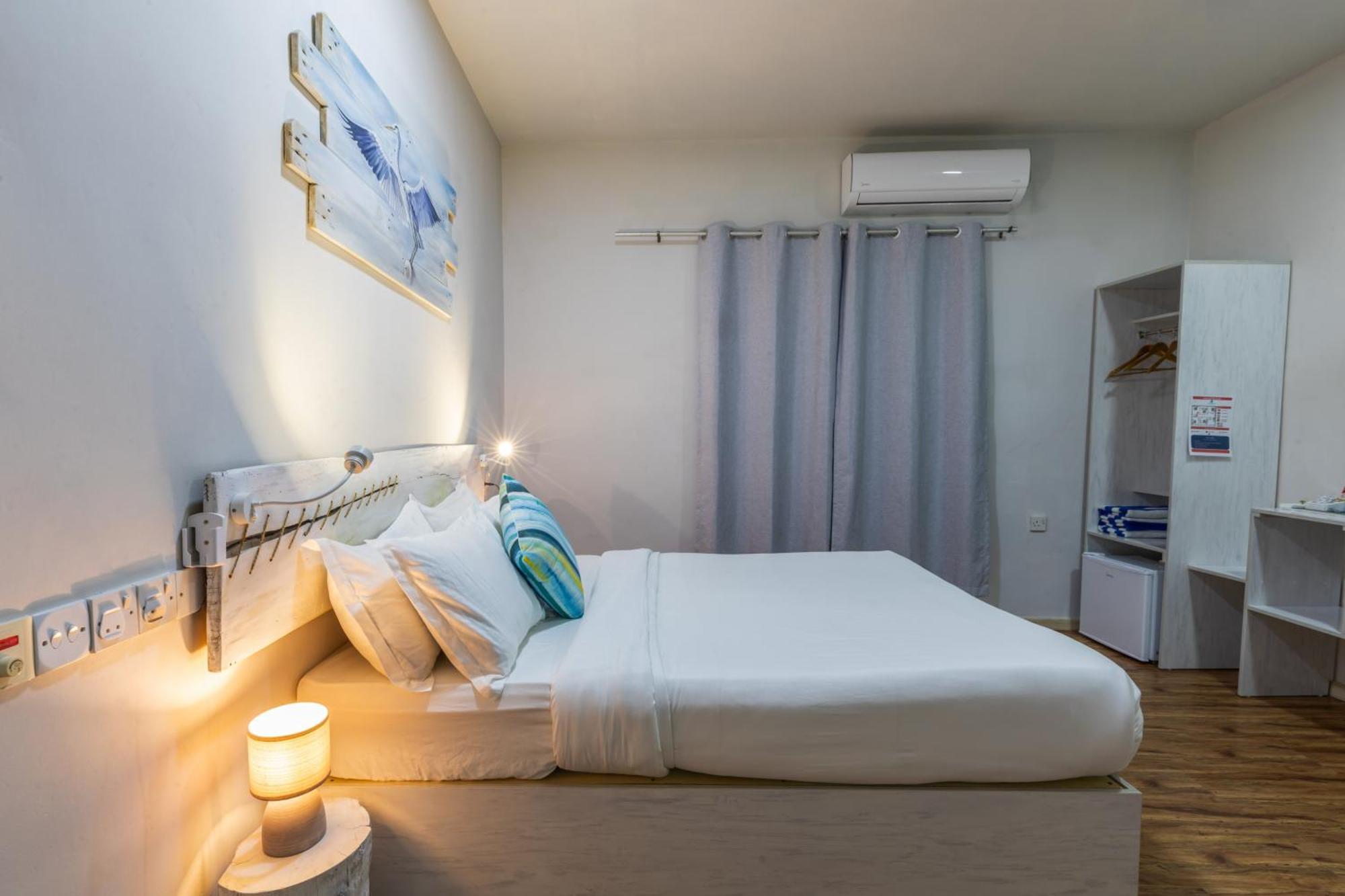 Отель Ocean Pearl Maldives At Gulhi Island Экстерьер фото